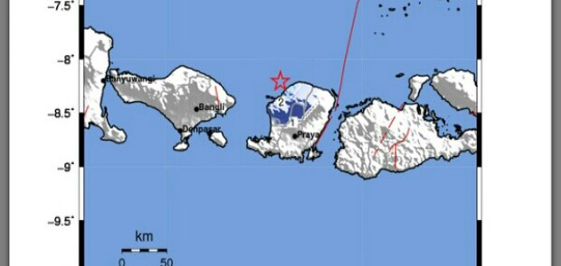 Gempa Besar di Lombok Tewaskan 82 Orang