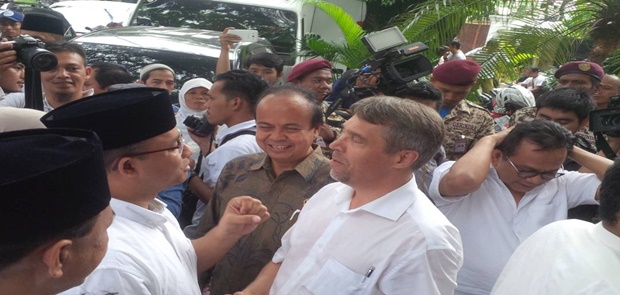 Djan Farids Harapkan Anies - Sandi Jalankan Program