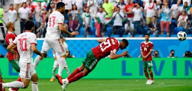 Gol Bunuh Diri Bouhaddouz Menangkan Iran 1-0 Atas Maroko