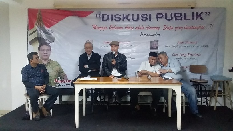 Sering Dihujat Warganet, Pengamat : Anies Terlalu Mudah Percaya Pada Bawahan