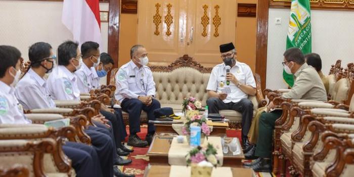 Gubernur Minta BMKG Tingkatkan Inovasi Informasi Prakiraan Cuaca Melalui Media Sosial