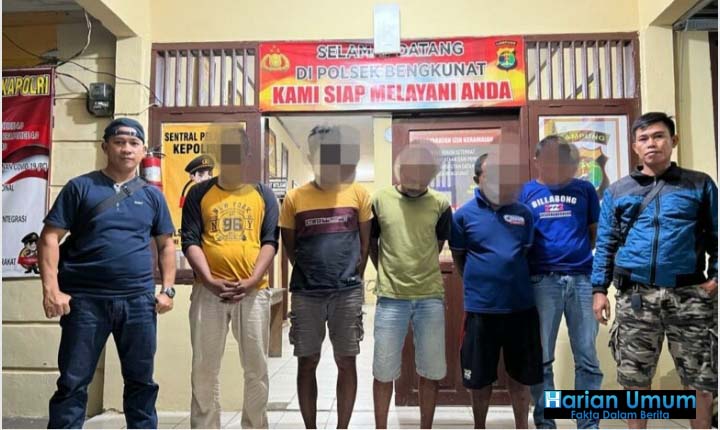Perjudian Kartu Remi Dan Domino Di Ciduk Polisi, Saat Sedang Asik Berjudi