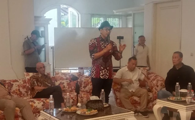 Refly Harun Minta Anies Tidak Keluarkan Preferensi ke Salah Satu Paslon di Pilkada Jakarta 2024