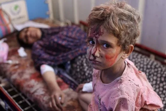 Israel Ngebom 2 Sekolah di Gaza, 30 Orang Tewas