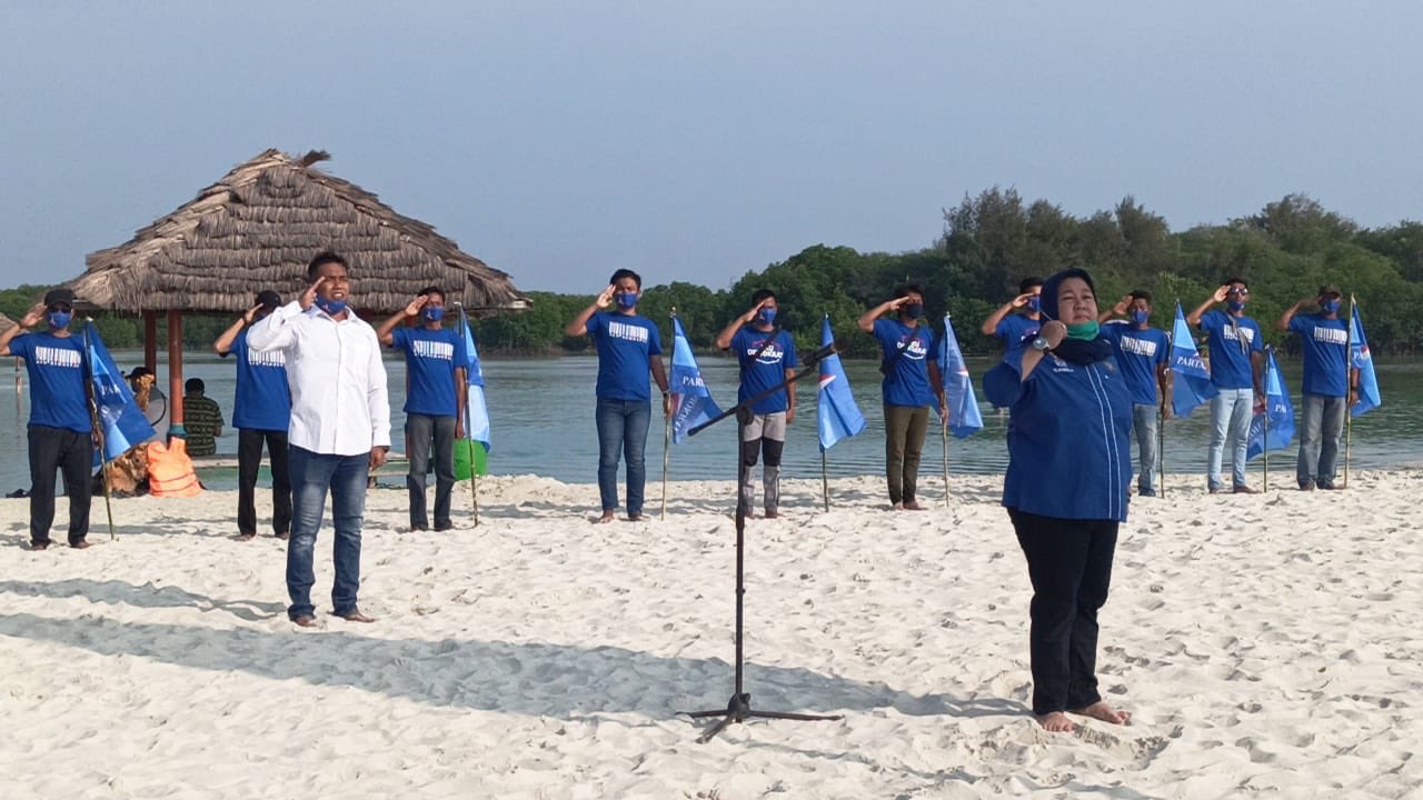Jelang HUT ke-19, Partai Demokrat Kepulauan Seribu Tanam Mangrove