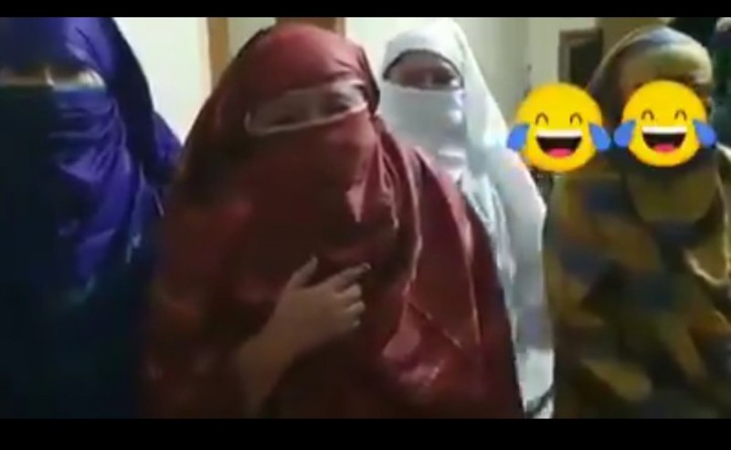 Kocak! Takut Tekanan, Begini Cara Rakyat Tetap Pamer Dukungan ke 02