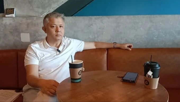 Charlie Tenang Saat Dilimpahkan ke Kejari dan Dititipkan di Rutan, Gufroni: Dia Seorang Pejuang