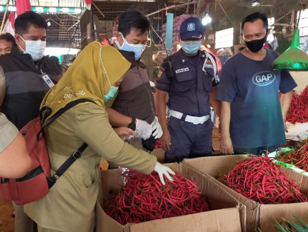 Dinas KPKP Sidak Pasar dan Tes Komodititas Jelang Imlek