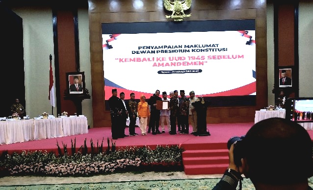 Dewan Presidium Konsitusi Minta MPR Gelar Sidang Istimewa untuk Kembali ke UUD 1945