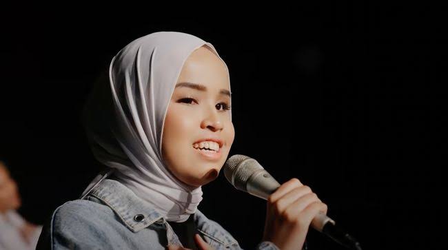 Putri Ariani Gantikan Katharine McPhee di Konser Hitman David Foster and Friends