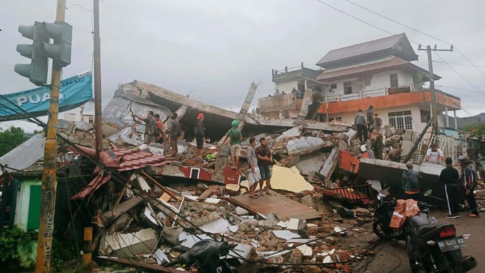 Ribuan Gardu Listrik di Sulbar Kembali Dinyalakan Usai Ditelan Gempa