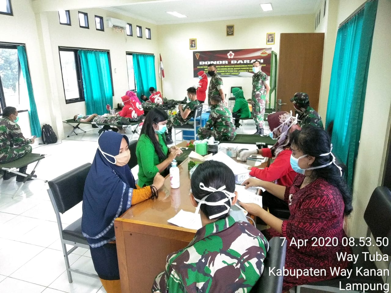 Skadron 12 Serbu dan Lanudad Gatot Subroto Adakan Donor Darah