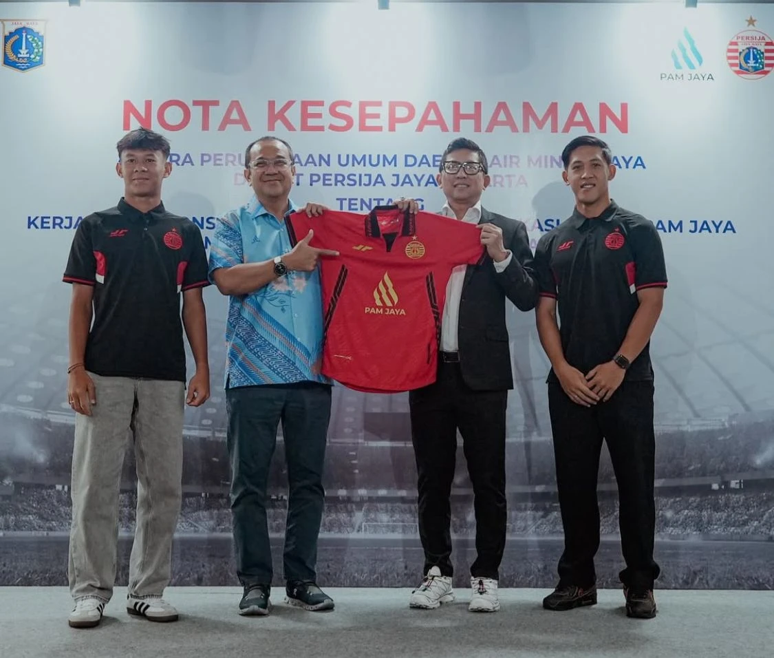 PAM JAYA Tampil di Jersey Persija, Resmi Sponsori Macan Kemayoran