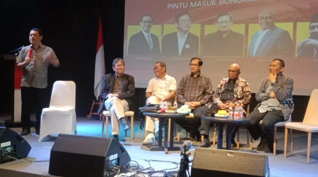 Ambil Alih Utang Whoosh, Ekonom Hingga Aktivis Antikorupsi Duga Prabowo Sedang Lindungi Jokowi