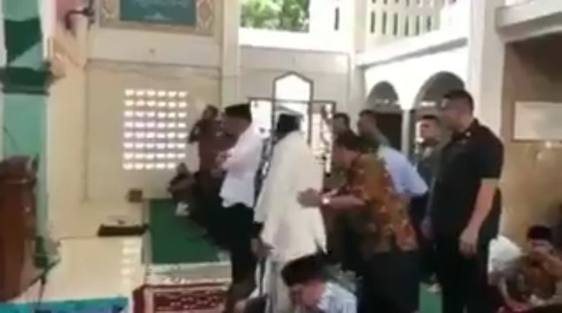 Joko Edy Tuding Sekarang Sholat Jadi Urusan Pencitraan