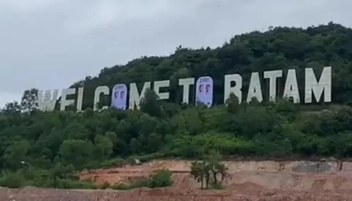 Copot Spanduk Prabowo-Gibran di Monumen Welcome to Batam, Bawaslu Dilaporkan ke Polisi