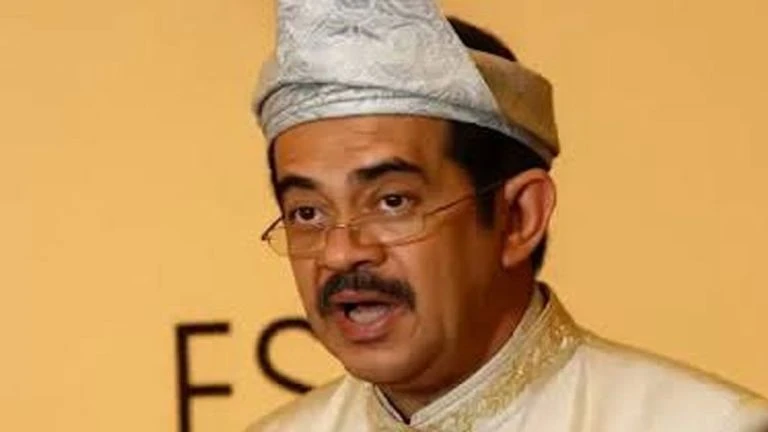 Dirjen Imigrasi Cabut Paspor Riza Chalid dan Jurist Tan sejak Juli 2025