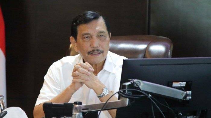 Soal Isu Penggantian Ketum Golkar Airlangga Hartarto, Luhut: Kita Lihat Sajalah