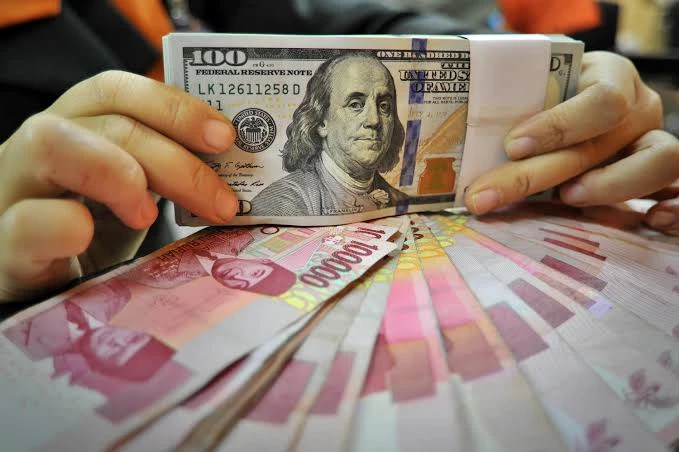 Rupiah Melemah Tipis ke Rp. 16.047/Dolar AS
