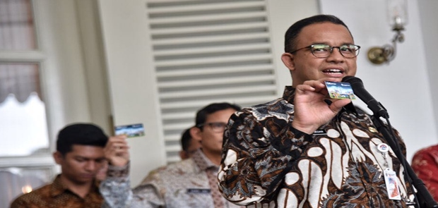 Tidak Mau Kejebak Pergub Buatan Djarot, Anies Akan Review Semua Pergub