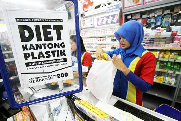 Larangan Kantong Plastik, Jangan Cederai Hak Konsumen