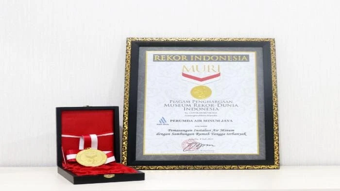 Pasang Lebih Dari 46.000 Sambungan Rumah, PAM JAYA Raih Rekor MURI Pemasangan Instalasi Air Minum Sambungan Rumah Tangga Terbanyak