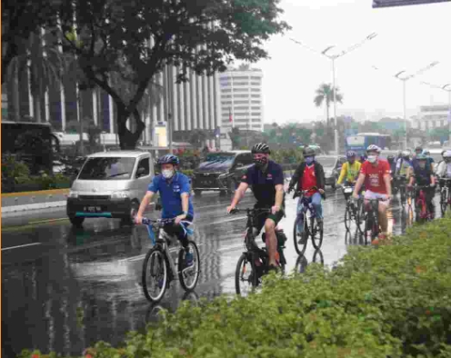 Depan Duta Besar Negara Nordik, Gubernur DKI Kenalkan Transportasi Ramah Lingkungan