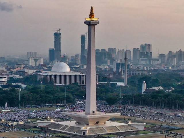 Kemensetneg Izinkan Balap Mobil Formula E Digelar di Monas