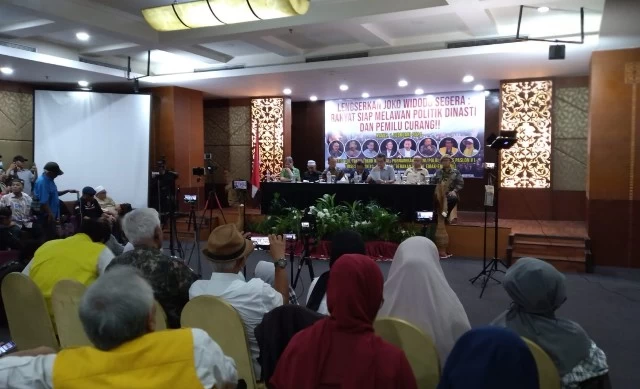 Terungkap di Acara Petisi 100, Jokowi Akan Dilengserkan Sebelum 14 Februari 2024