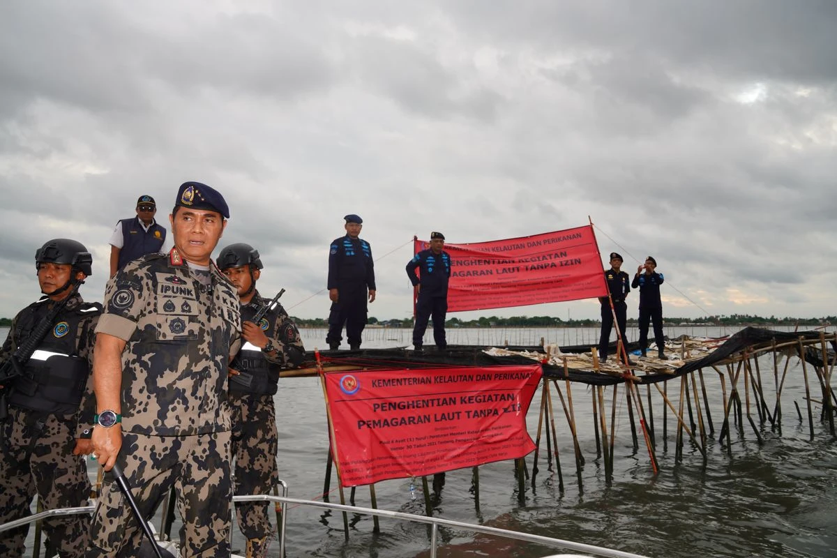 Pagar Laut 30,16 Kilometer di Laut Tangerang Disegel KKP
