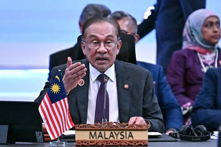 Kapal Tanker Malaysia Diizinkan Melewati Selat Hormuz, Anwar Ibrahim Terima Kasih ke Iran