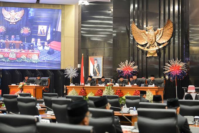 Gaji Anggota DPRD DKI Rp 111 Juta, Ini Rinciannya
