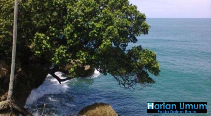 Menikmati Keindahan Panoram Sunset Dari Atas Bukit Selalau Krui.