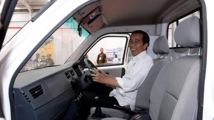 Merasa Dirugikan Oleh Program Esemka, Warga Solo Gugat Jokowi dan PT Solo Manufaktur Kreasi