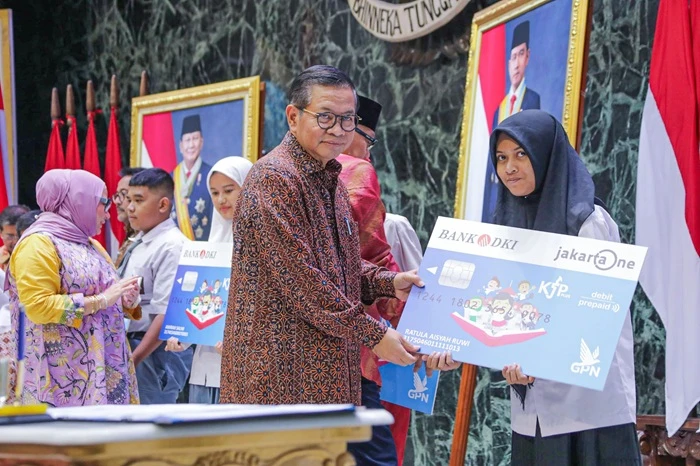 Bank DKI Salurkan KJP Plus Tahapan I 2025 Ke 707.622 Pelajar
