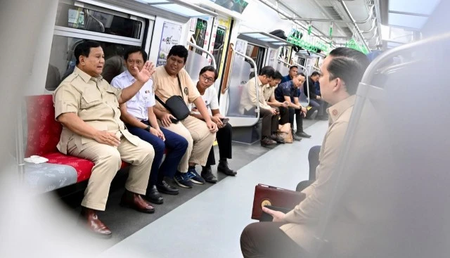 Prabowo Sebut Pemerintah Akan Bayar Utang Whoosh Rp 1,2 Triliun Per Tahun