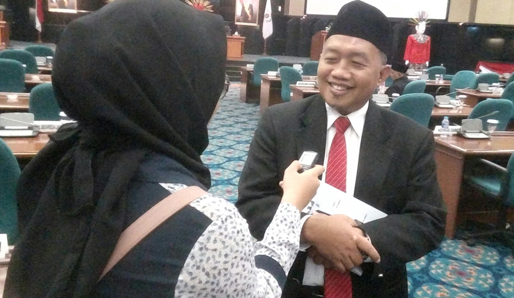 Belum Diteken Gerindra, Pengajuan 2 Calon Wagub Pengganti Sandi Terhambat