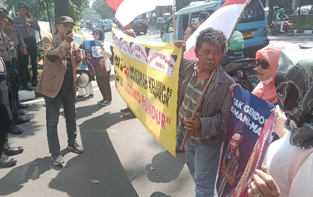 Demo MK, Posko Relawan Rakyat Indonesia Minta MKMK Pecat Anwar Usman