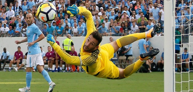 Hasil Lengkap Pertandingan Sepakbola Minggu Dini Hari